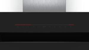Bosch DWK67JQ60 Wandesse, 60 cm Schräg-Essen-Design schwarz 730 cbm/h LED-Modul PerfectAir